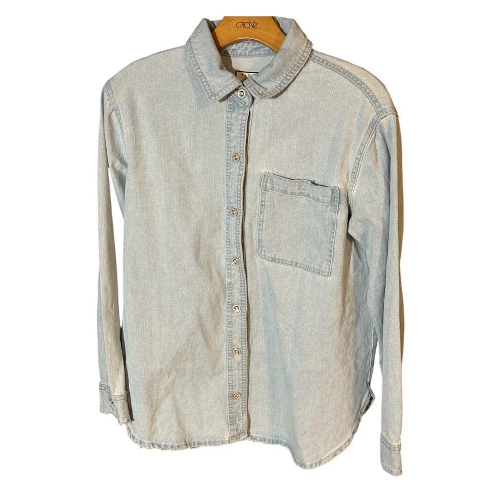 Bagatelle Collection Light Blue Jean Button Down Top Sz S